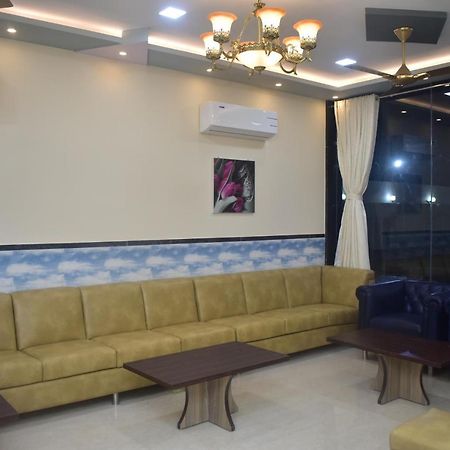 The Royal Palace Hotel Gorakhpur Zewnętrze zdjęcie